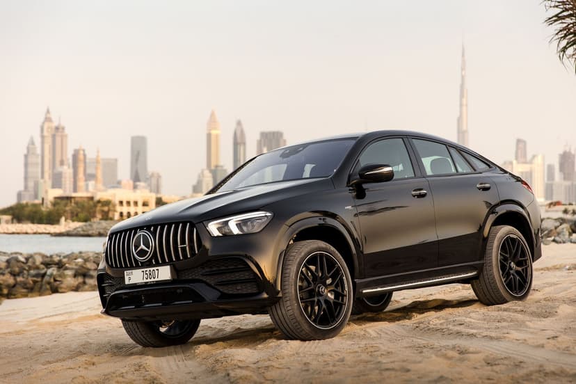 Alquiler Mercedes GLE53 2023 Dubái - Vista 7