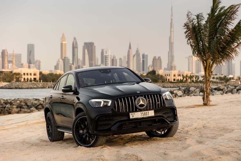Alquiler Mercedes GLE53 2023 Dubái - Vista 3