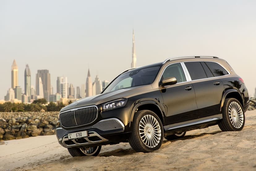 Location Mercedes GLS600 Maybach 2023 Dubai - Vue 7