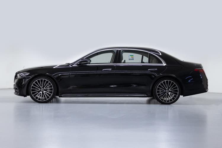 Mercedes-Benz S-500 2023 mieten in Dubai - Ansicht 4