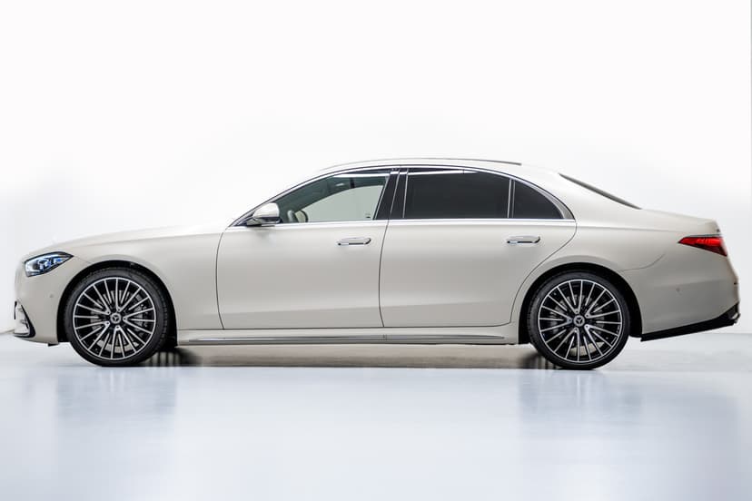 Mercedes-Benz S-580 2023 Rental Dubai - View 2