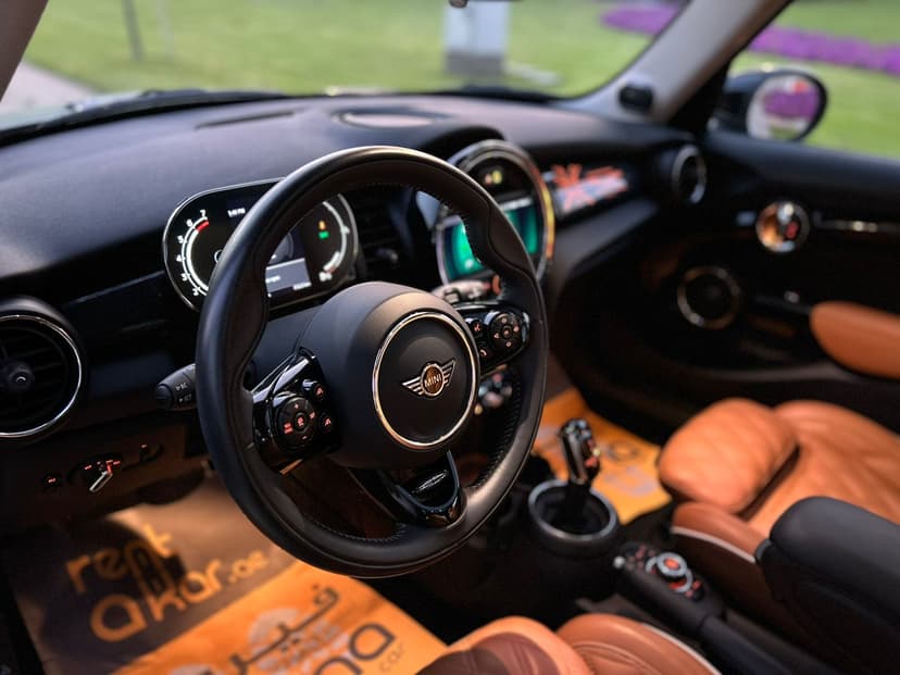 Mini cooper F55 2021 huren Dubai - Weergave 8
