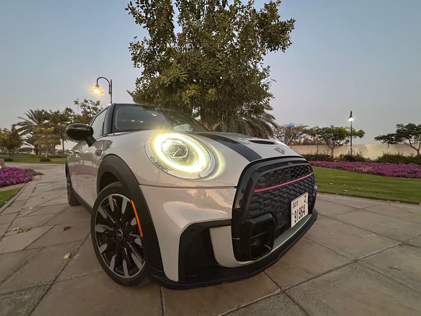 Mini cooper F55 2021 huren Dubai - Weergave 6