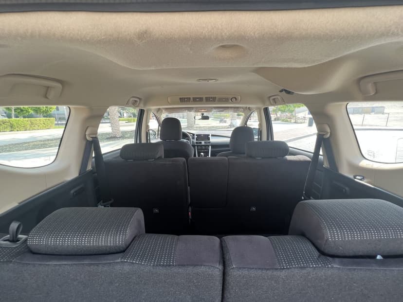 Alquiler Mitsubishi Xpander 2025 Dubái - Vista 5
