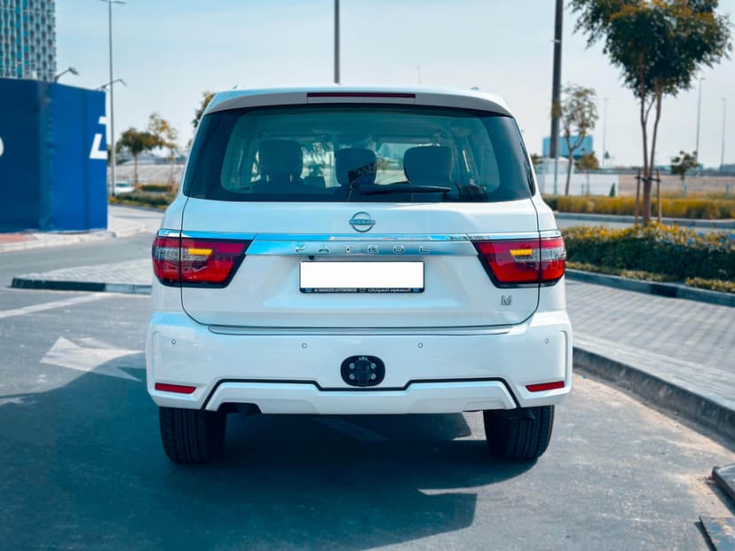 Location NISSAN PATROL 2023 Dubaï - Vue 9