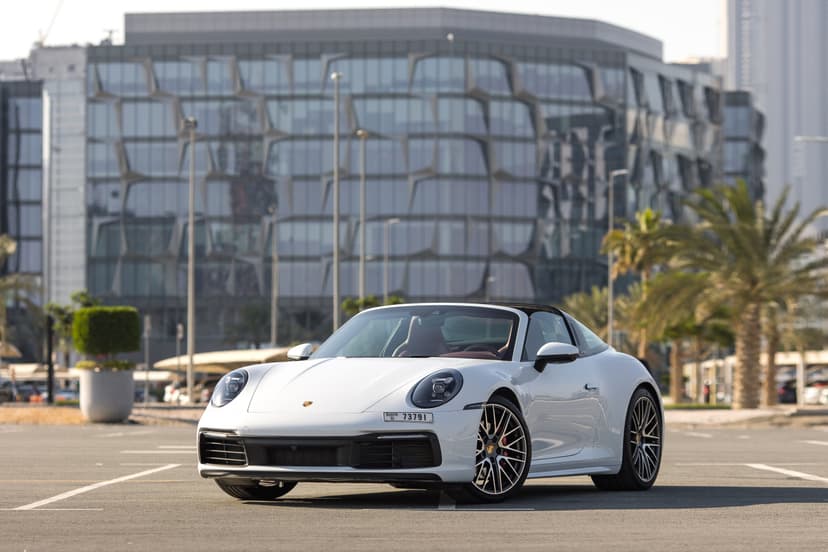 Porsche 911 Targa 4s 2022 huren Dubai - Weergave 9