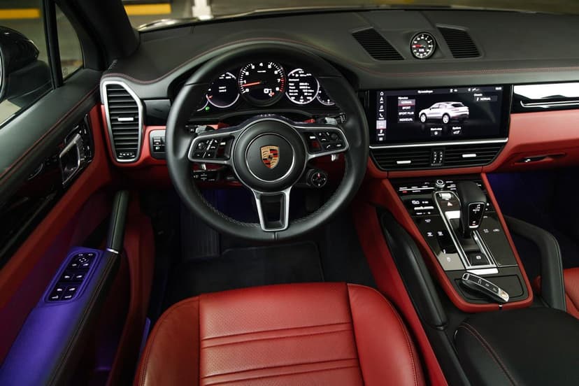 Porsche Cayenne coupe 2021 mieten in Dubai - Ansicht 7