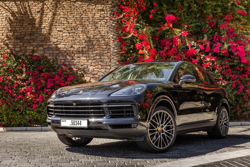 Porsche Cayenne coupe 2021 mieten in Dubai - Ansicht 12