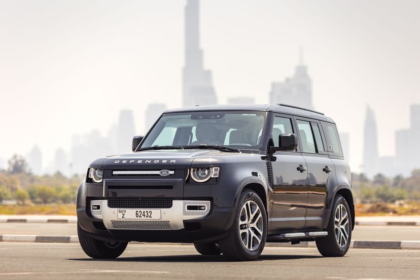 Range Rover Defender 2023 huren Dubai - Weergave 8