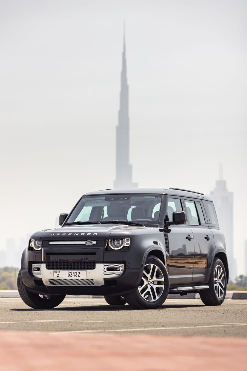 Range Rover Defender 2023 huren Dubai - Weergave 11