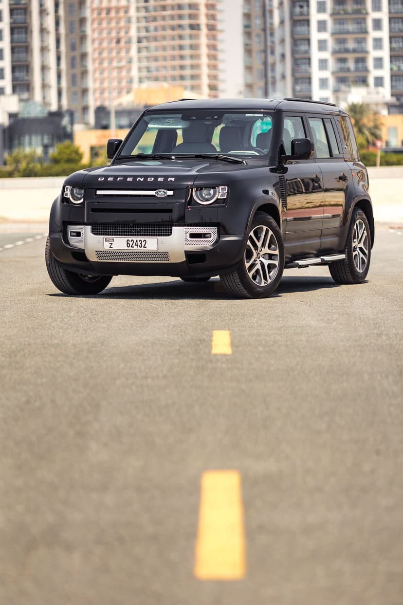 Range Rover Defender 2023 huren Dubai - Weergave 7