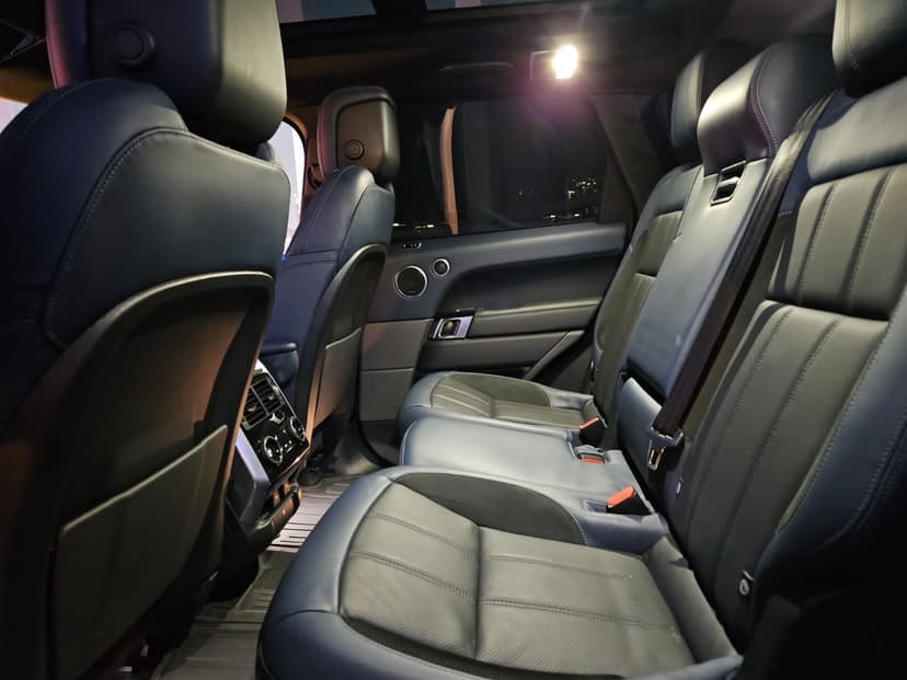 Range Rover Sport 2021 mieten in Dubai - Ansicht 13