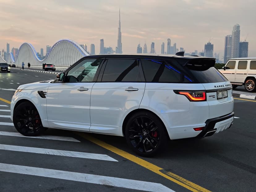 Range Rover Sport 2021 mieten in Dubai - Ansicht 2