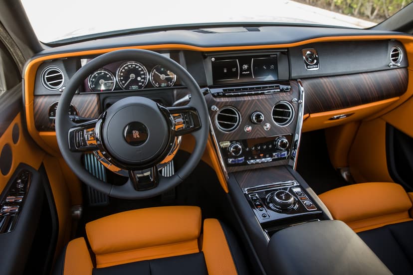 Rolls Royce Cullinan 2022 Rental Dubai - View 9