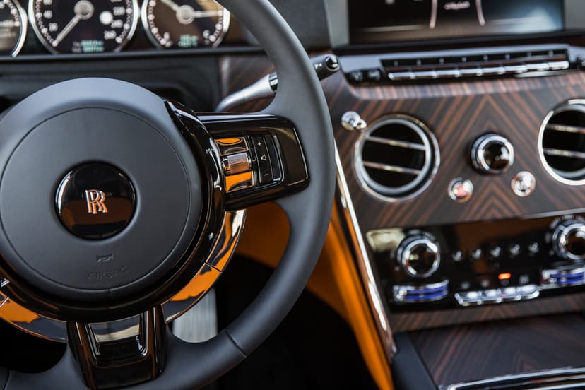 Rolls Royce Cullinan 2022 Rental Dubai - View 8