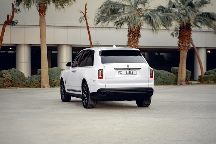 Rolls Royce Cullinan 2023 mieten in Dubai - Ansicht 3
