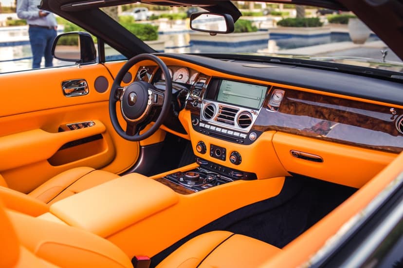 Rolls Royce Dawn 2018 mieten in Dubai - Ansicht 6