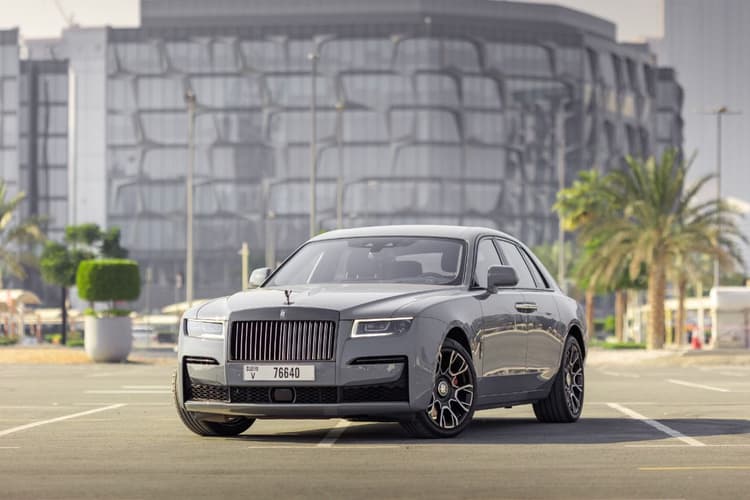 Location Rolls Royce Ghost Black Badge 2023 Dubaï - Vue 5