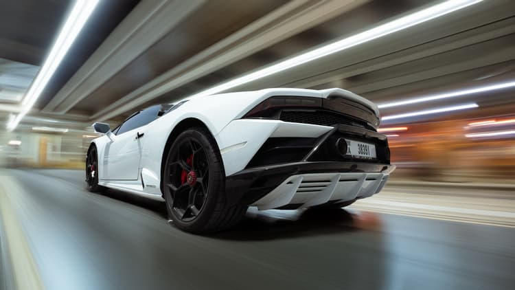 Lamborghini Huracan 2022 Rental Dubai - View 3