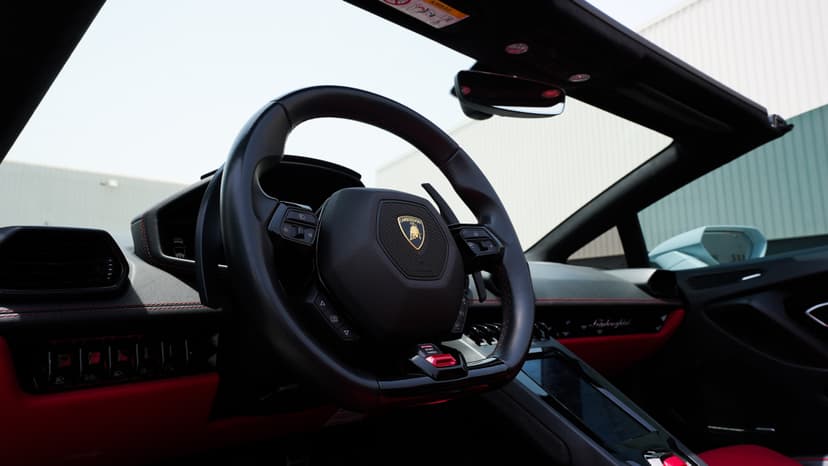 Lamborghini Huracan 2022 Rental Dubai - View 6