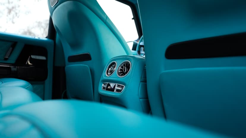 تأجير Mercedes-Benz G63 Brabus 800 2022 في دبي - صورة 7
