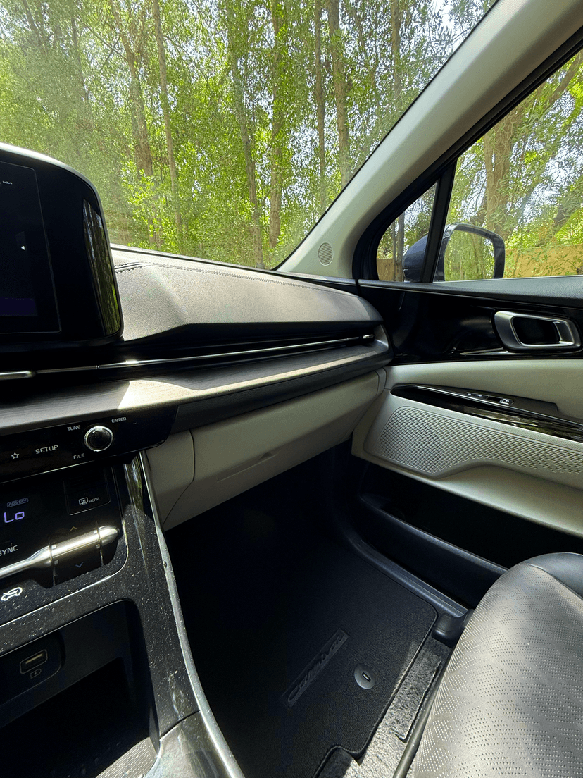 تأجير KIA Carnival 2024 في دبي - صورة 10