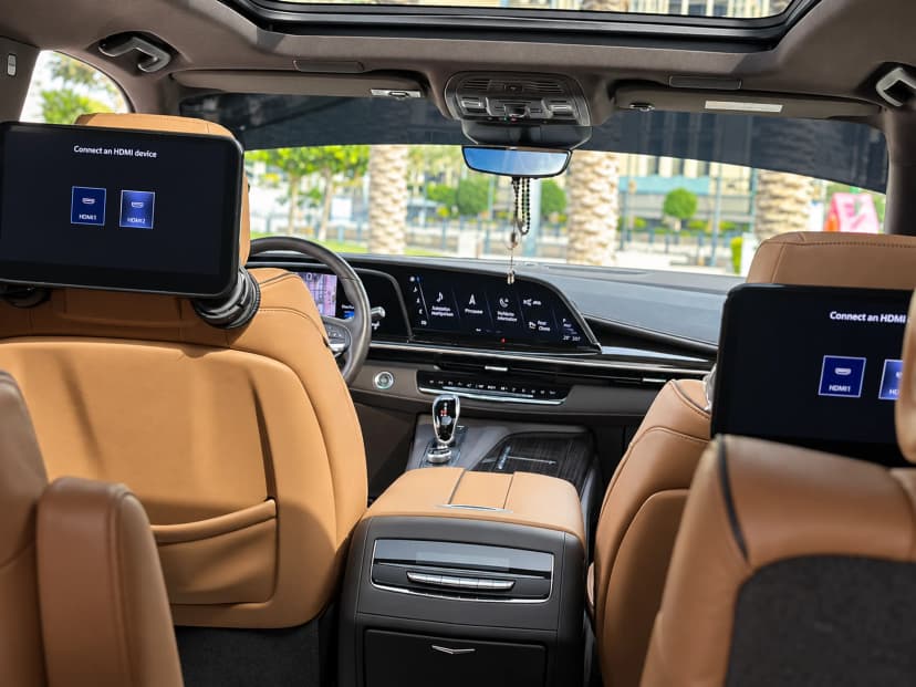 Cadillac Escalade 2024 mieten in Dubai - Ansicht 7