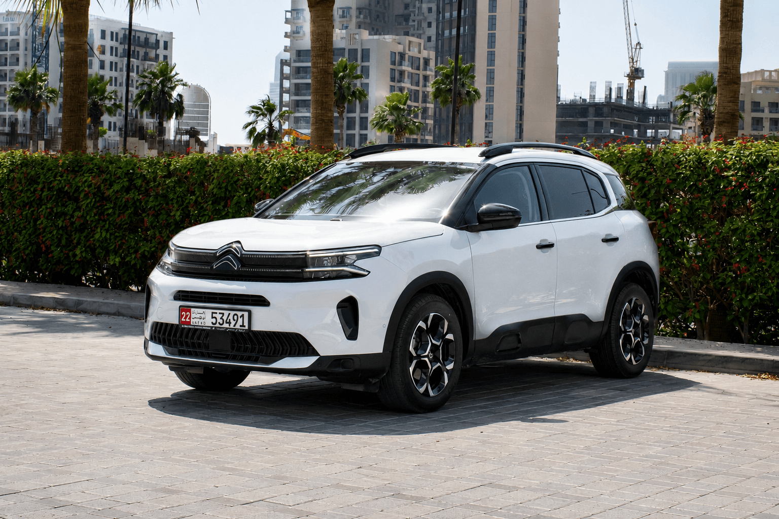 تأجير Citroen C5 Aircross 2026 في دبي - المنظر الأمامي