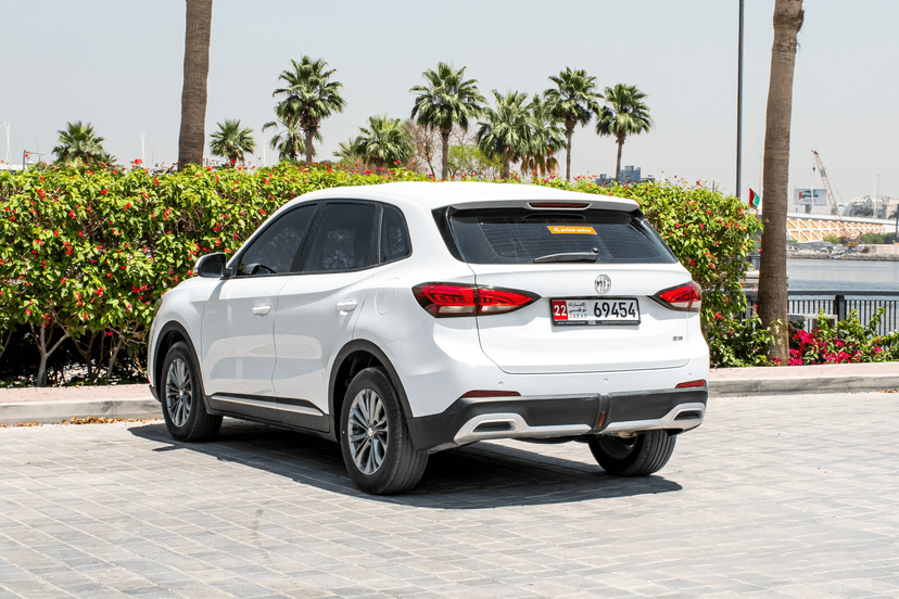 Alquiler MG ZS 2026 Dubái - Vista 18