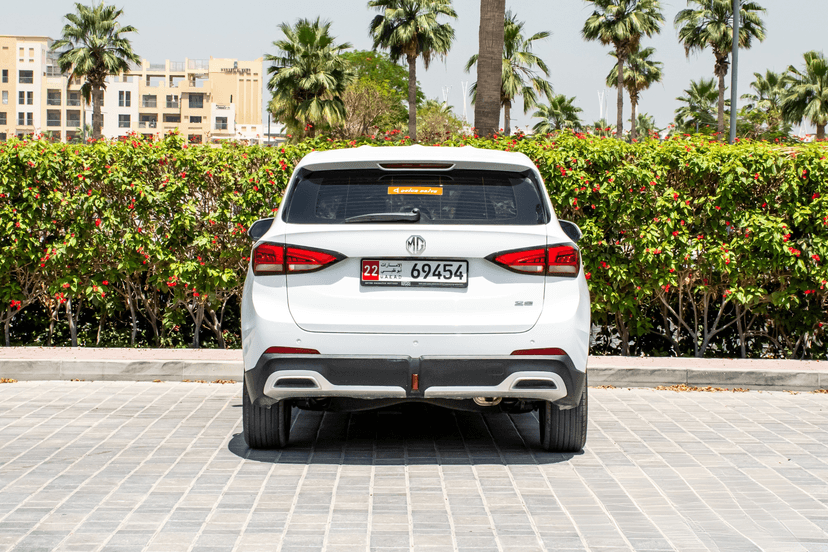 Alquiler MG ZS 2026 Dubái - Vista 17