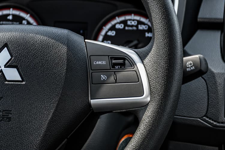 Mitsubishi Xpander 2026 mieten in Dubai - Ansicht 5