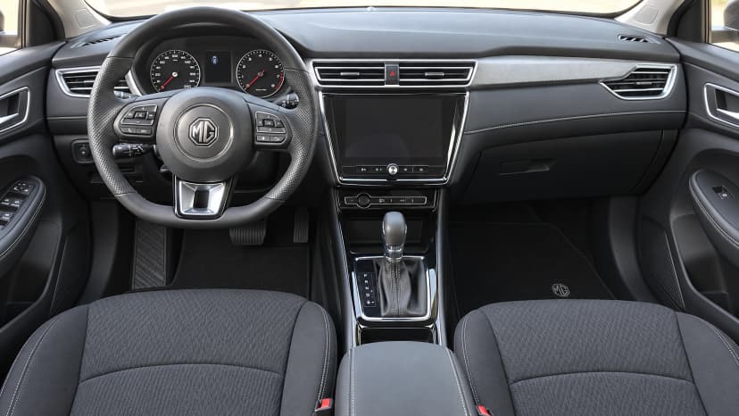 تأجير MG MG5 2025 في دبي - صورة 5