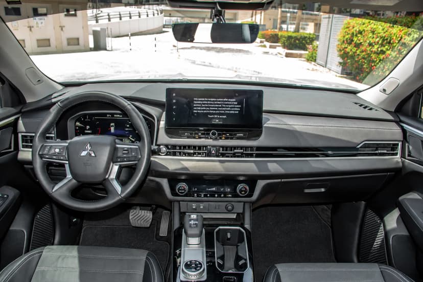 تأجير Mitsubishi Outlander 2026 في دبي - صورة 4