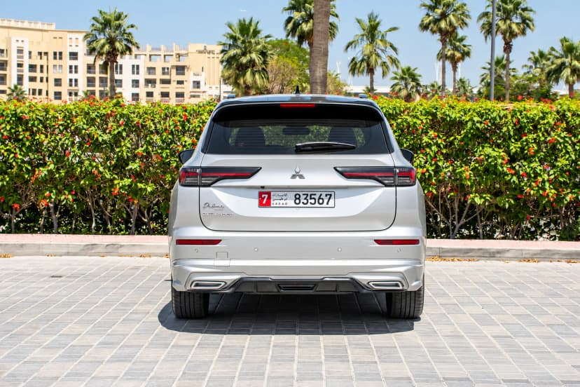 تأجير Mitsubishi Outlander 2026 في دبي - صورة 14