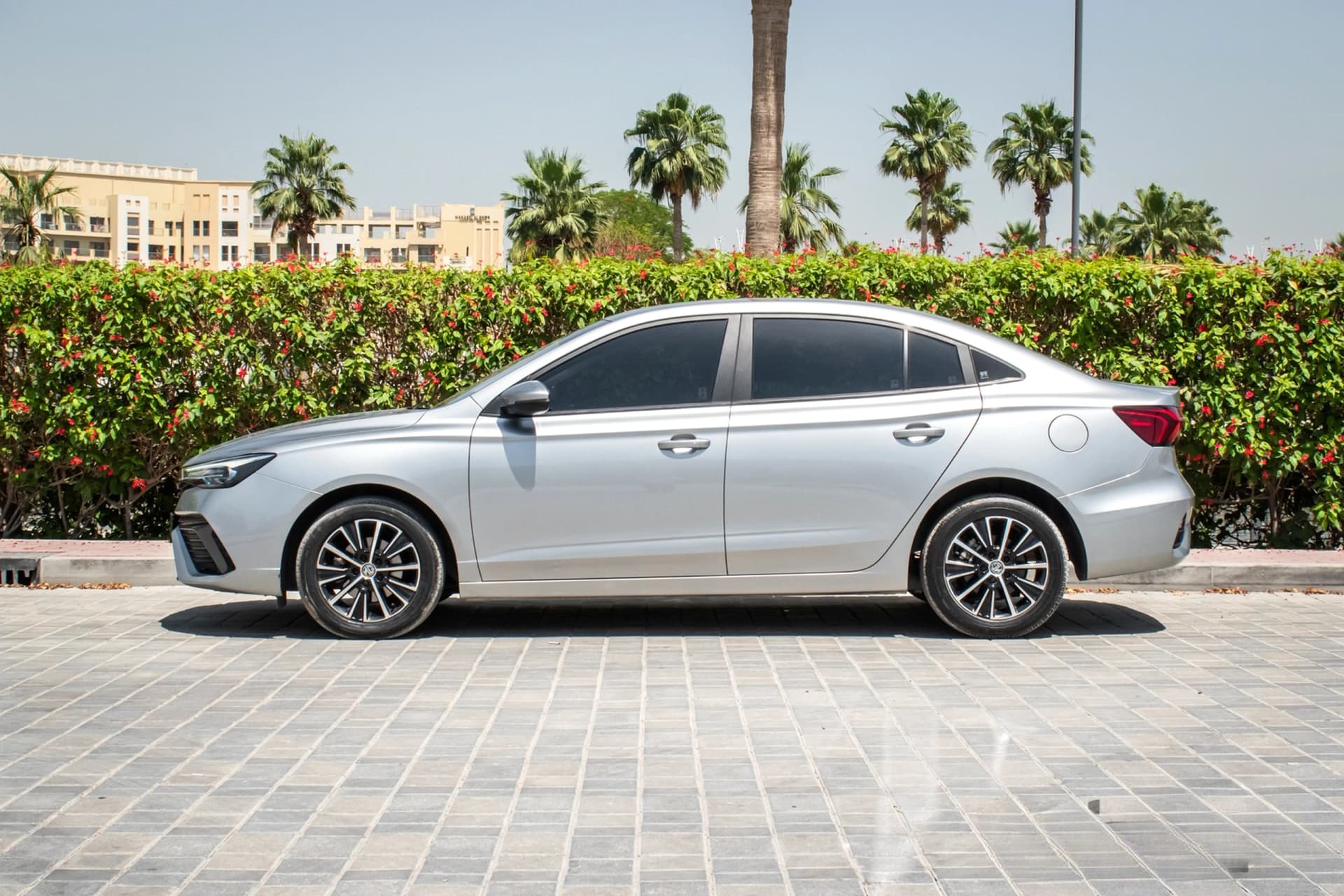 تأجير MG MG5 2025 في دبي - صورة تفصيلية