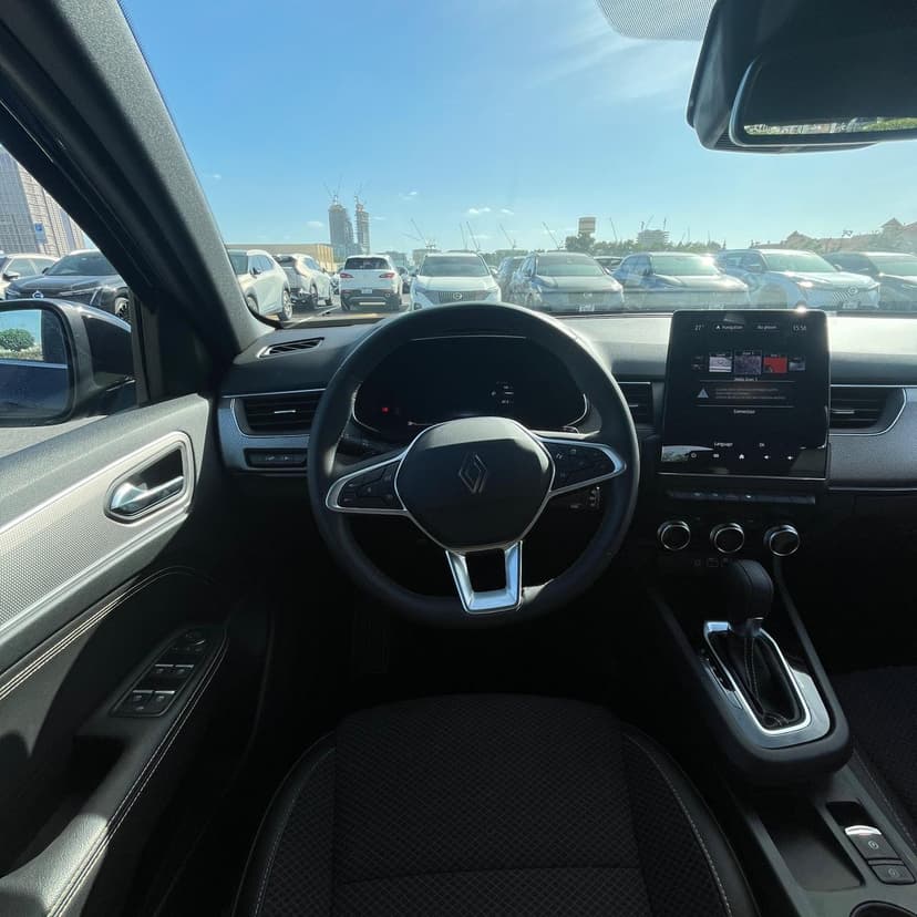 Renault Arkana 2025 mieten in Dubai - Ansicht 9