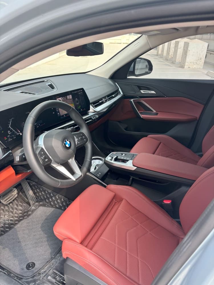 تأجير BMW X2 2025 في دبي - صورة 4