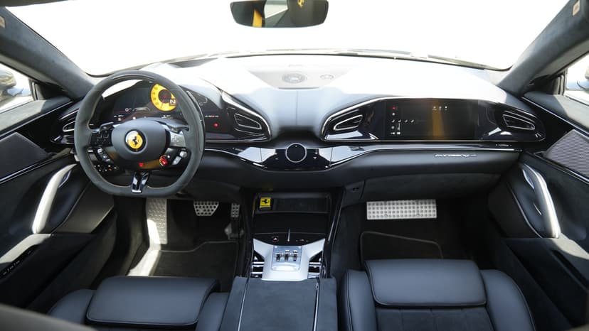 تأجير Ferrari Purosangue 2025 في دبي - صورة 15