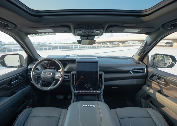 GMC Yukon AT4 2025 Rental Dubai - View 4