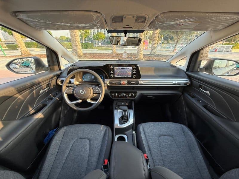 تأجير Hyundai Stargazer 2025 في دبي - صورة 5