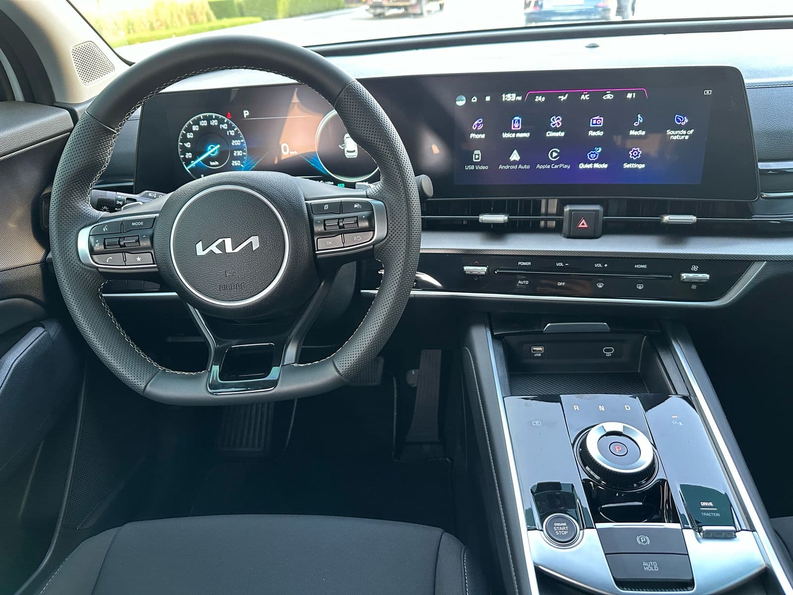 KIA KIA SPORTAGE 2025 SUV Rental Dubai - Detail View