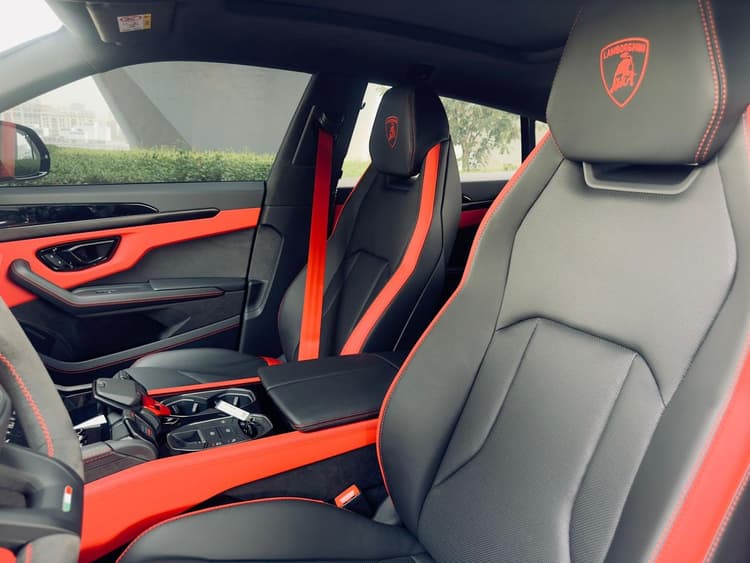 Lamborghini Urus 2025 Rental Dubai - View 3