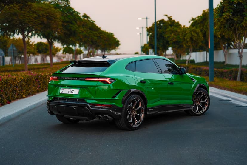 Lamborghini Urus Performante 2024 mieten in Dubai - Ansicht 4