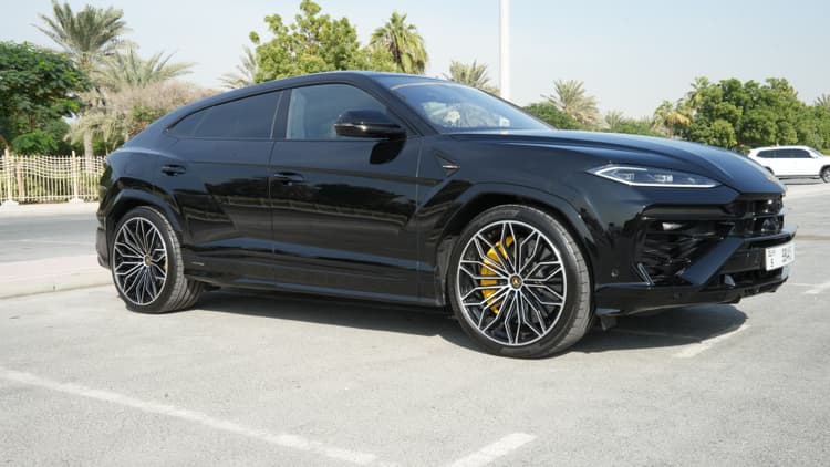 Lamborghini Urus SE 2025 Rental Dubai - View 4