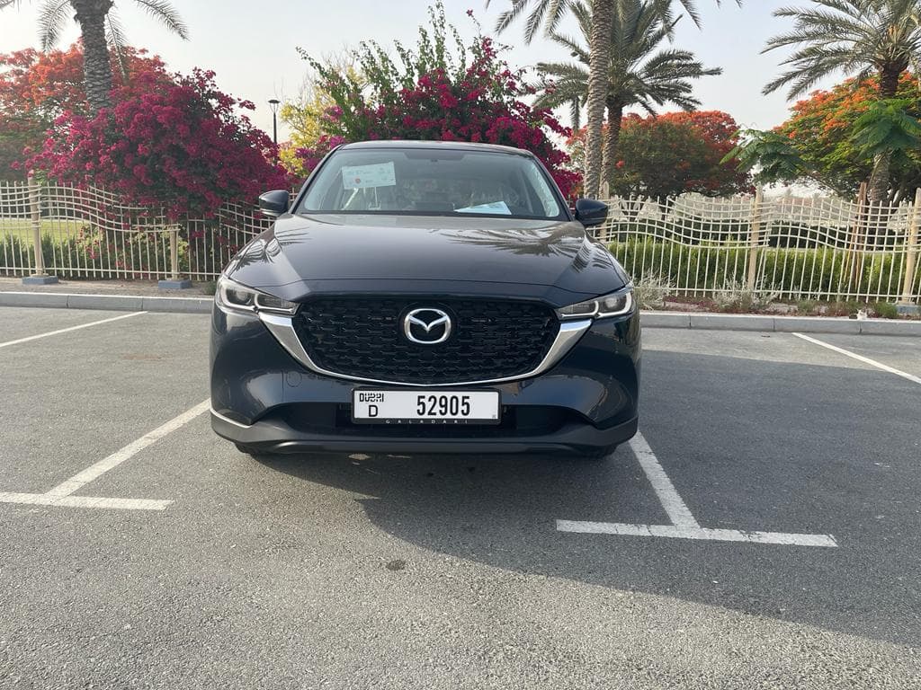 Mazda CX-5 2022 mieten in Dubai - Frontansicht