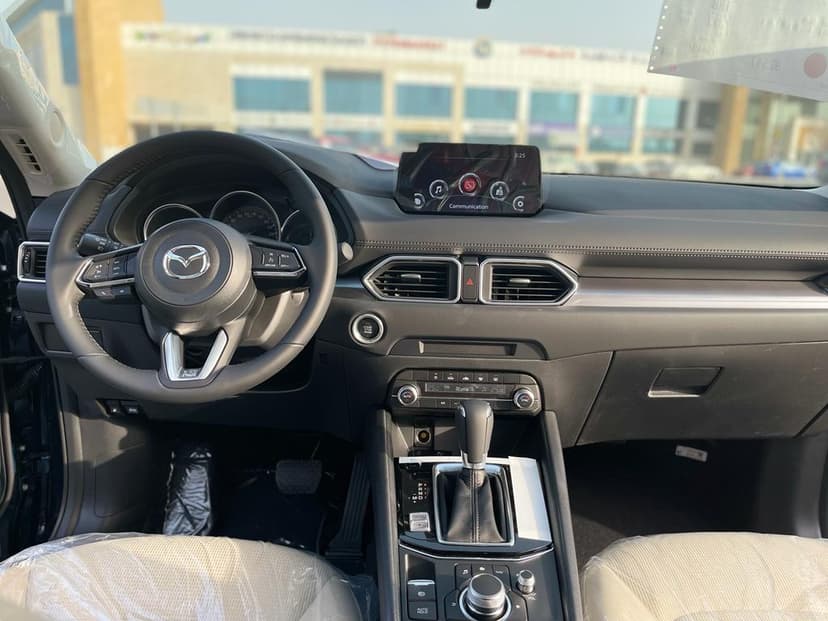 Mazda CX-5 2022 mieten in Dubai - Ansicht 4