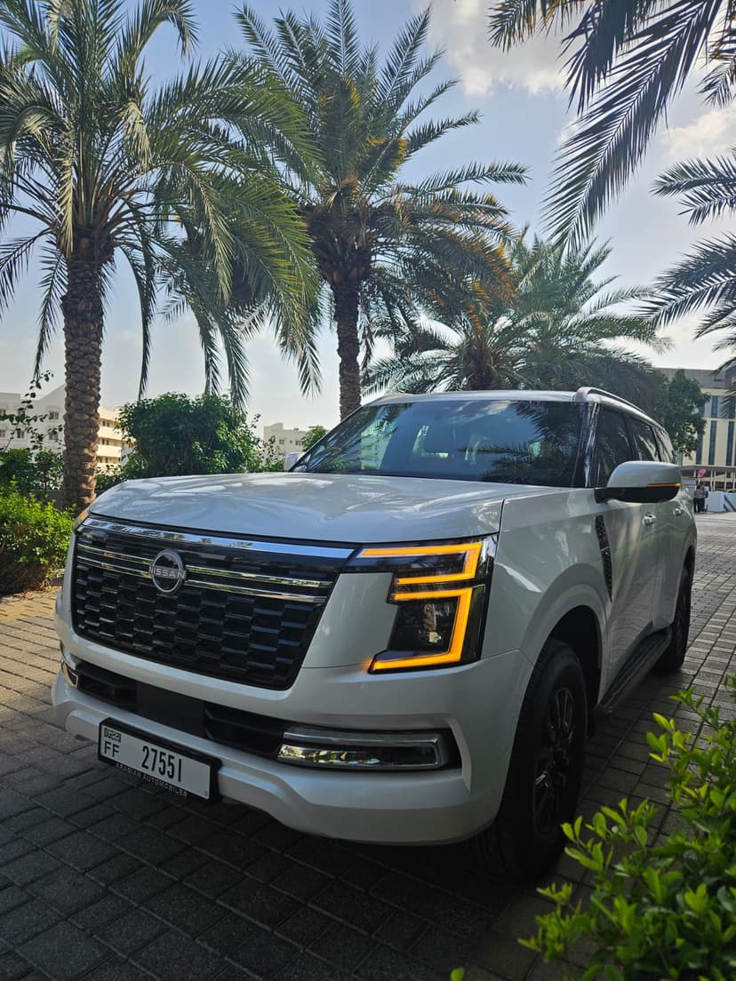 Location Nissan Patrol 2026 Dubaï - Vue 2