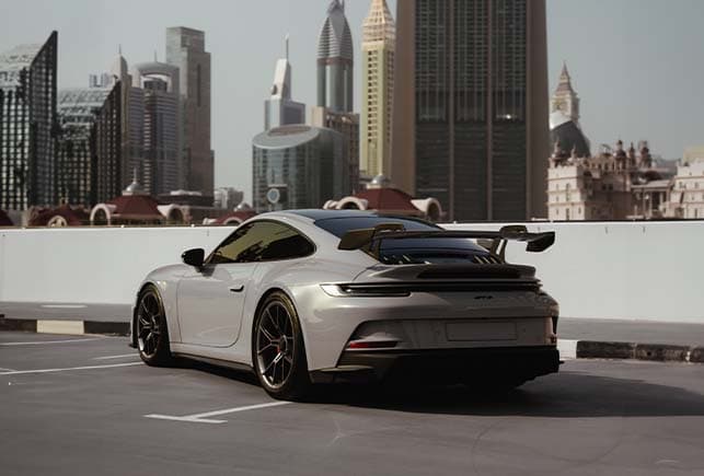 Location Porsche GT3 Dubai - Vue 2