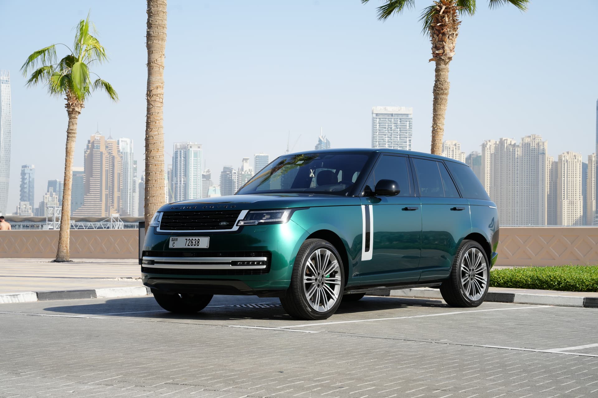 Land Rover Range Rover Autobiography 2023 Rental Dubai - Front View