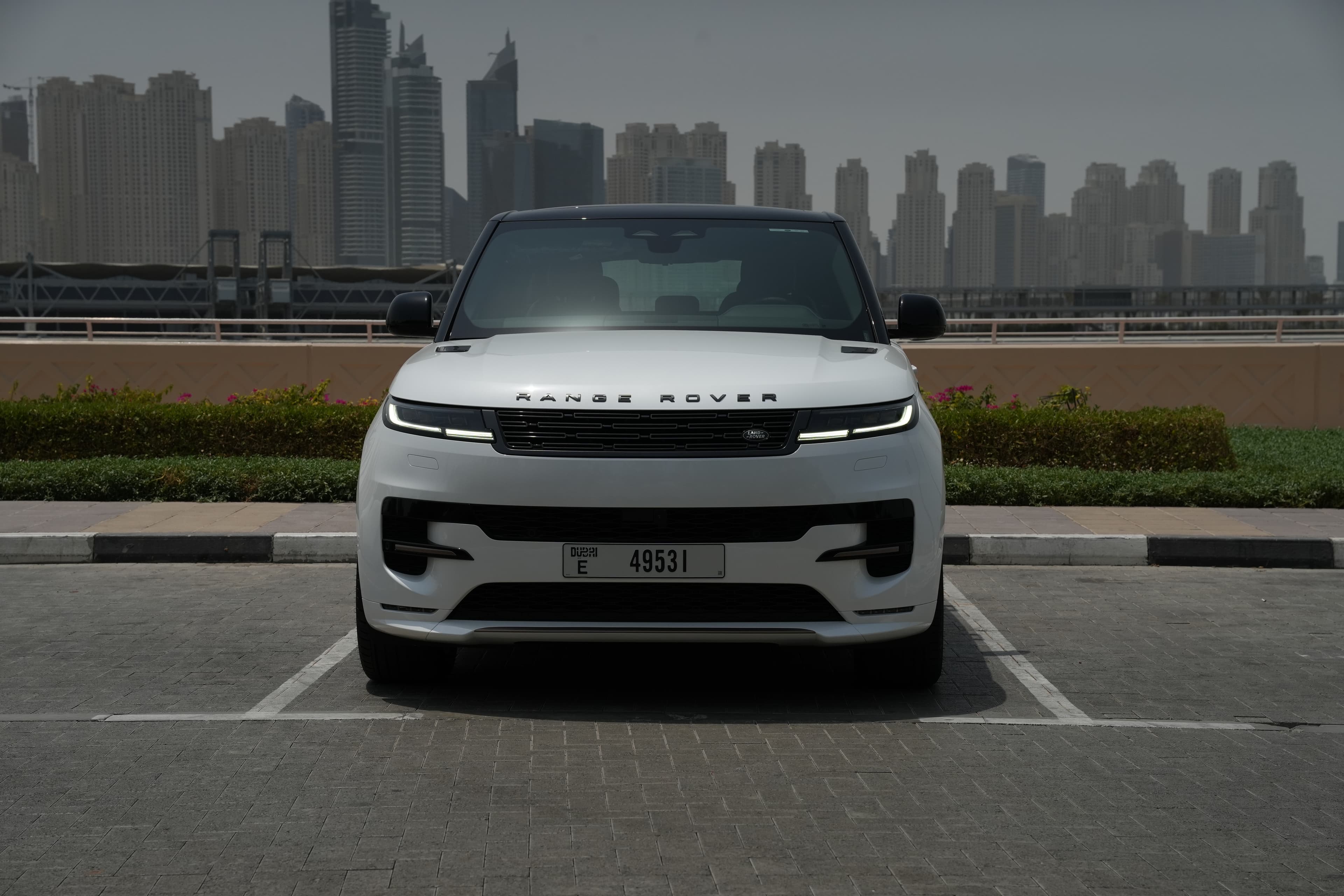 LAND ROVER Range Rover Sport 2025 Rental Dubai - Front View